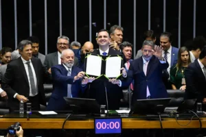 Reforma Tributária, ICMS, Incentivos Fiscais, Pará, CBS, IBS, FDR, Autonomia, Mineração, Agroindústria, Golpe